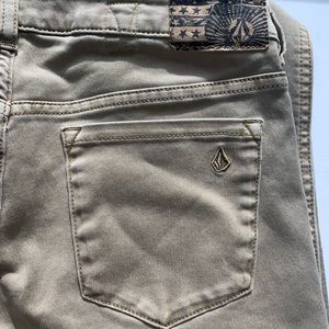 Beige Legging Jeans (slight stretch) 31’ US size 7